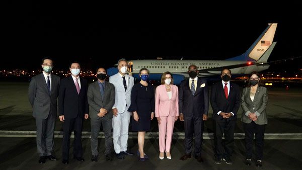 20 ఫైటర్ జెట్స్ ఎంట్రీ, తైవాన్ రక్షణ జోన్‌లోకి ప్రవేశం.. పెలోసి పర్యటన నేపథ్యంలోనే..