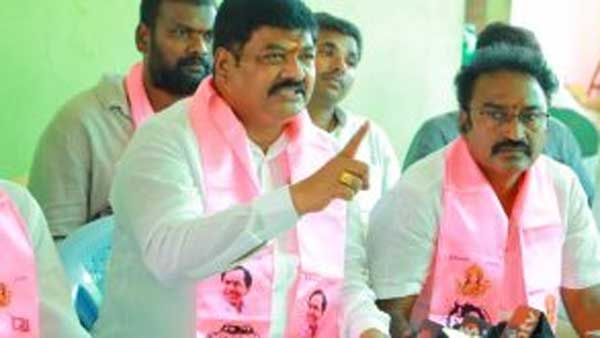 టీఆర్ఎస్ ను మోసంచేస్తే చీరేస్తా... ఎర్రబెల్లి సోదరుడు లక్ష్యంగా ఎమ్మెల్యే నన్నపునేని నరేందర్ సంచలనం