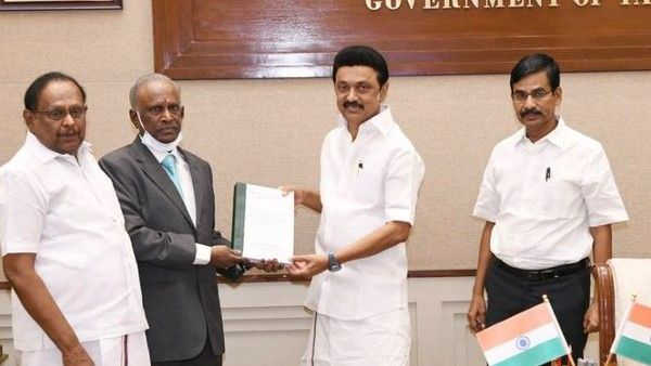 జయలలిత మృతి మిస్టరీ-తమిళనాడు సీఎంకు ఆర్ముగస్వామి కమిషన్ నివేదిక-ఏముందంటే ?