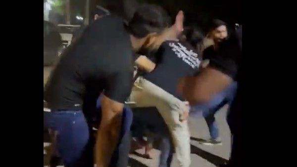 Viral Video: వామ్మో ఇంత దారుణమా.. క్లబ్ కు వెళ్తే రక్తమొచ్చేలా కొట్టిన బౌన్సర్లు..