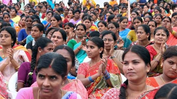 Astrology: శుక్రవారం నాడు మహిళలు అస్సలు చెయ్యకూడని పనులివే!!