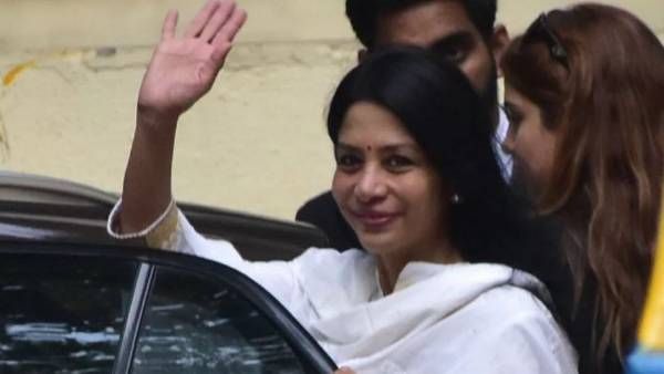 తన తల్లి ఇంద్రాణి ముఖర్జీతో కలిసుండాలని కోరిన కూతురు విధి: కోర్టు నిరాకరణ