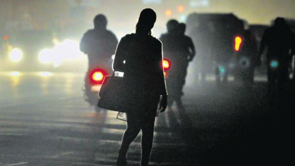 Crime News: నడి రోడ్డుపై నగ్నంగా యువతి.. గ్యాంగ్ రేపు కేసులో ఊహించని ట్విస్ట్..