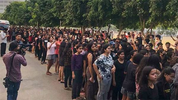 Chandigarh University: బాత్‌రూమ్ వీడియోల లీక్ కేసులో నిందితుల అరెస్ట్.. అవి ఒక్కరివే..