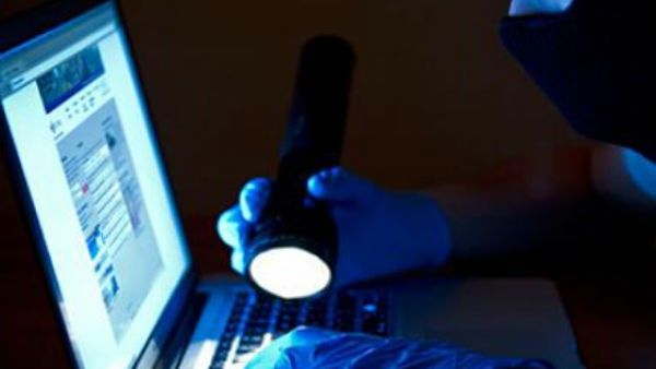 cyber crimes: కరెంట్ బిల్ కట్టాలంటూ లింక్; క్లిక్ చేశారా.. మీ అకౌంట్ ఖాళీ!!