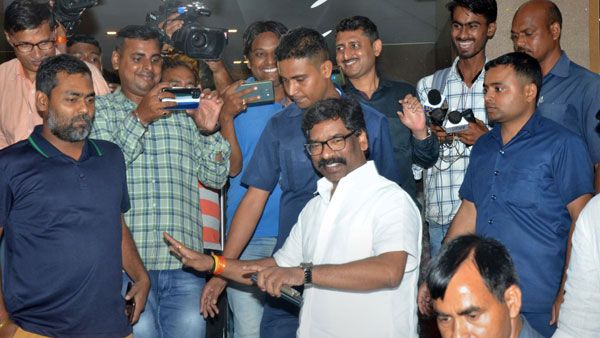 జార్ఖండ్ లో రాజకీయ ఉత్కంఠ : నేడే సోరెన్ విశ్వాస పరీక్ష - ఆ వెంటనే..!!