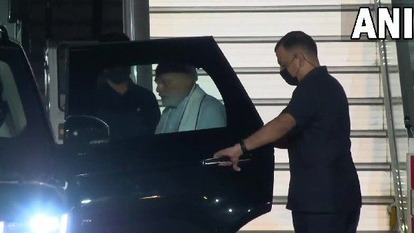 జపాన్ నుంచి మోదీ తిరిగొచ్చిన కొన్ని నిమిషాల్లోనే.. కేంద్రం సంచలన నిర్ణయం..!!