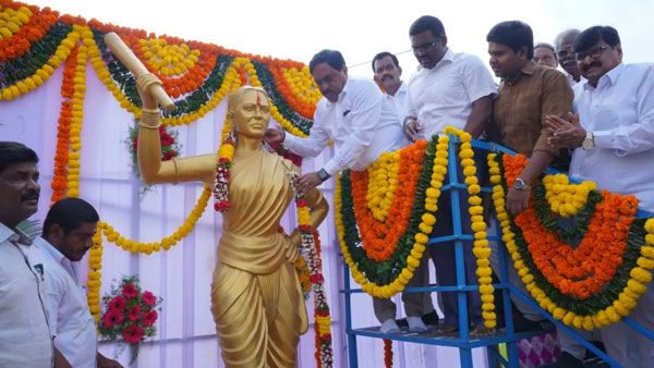 చాకలి ఐలమ్మ స్ఫూర్తితోనే సీఎం కేసీఆర్ తెలంగాణా సాధించారు: మంత్రి ఎర్రబెల్లి