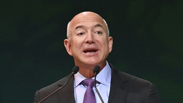 కారు, ప్రిజ్, టీవీ కొనకండి, అమెజాన్ ఫౌండర్ సూచన, క్రిస్మస్ వేళ కీ సజెషన్