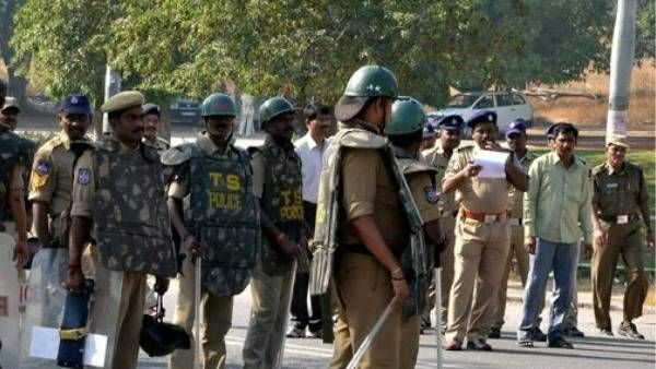 సైబరాబాద్‌ కమీషనరేట్ పరిధిలో మరో 12కొత్త పోలీస్‌ స్టేషన్లు; ప్రభుత్వానికి ప్రతిపాదనల వెనుక కారణమిదే!!