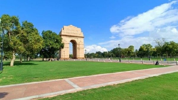 కర్తవ్య పథ్‌గా రాజ్‌పథ్, సెంట్రల్ విస్టా లాన్స్: మోడీ ప్రసంగంతో చర్యలు