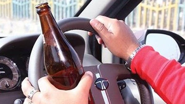 Crime News: వ్యభిచారం చేయించి హత్య చేస్తారు.. కామారెడ్డి జిల్లాలో దంపతుల ఘాతుకం..