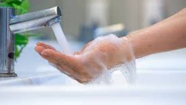 Vastu tips: ఇళ్ళలో నీటివనరులకు వాస్తు నియమాలు; ఈ దిశలలో బోర్‌వెల్స్ అసలే వెయ్యొద్దు!!