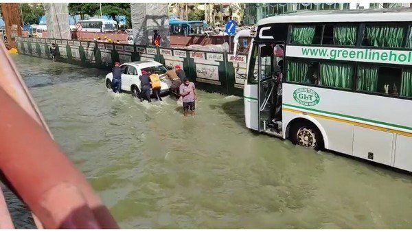 Bengaluru: దెబ్బకు ఢమాల్, ఎన్నోఏళ్ల తరువాత ఐటీ హబ్ లో, మీ కాళ్లు పట్టుకుంటాము, ఇటువైపు రావద్దు !