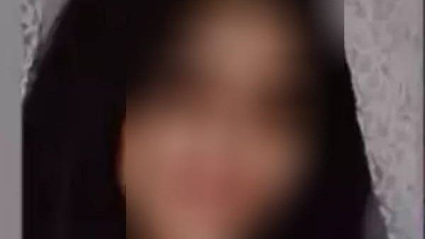 Girlfriend: వన్ సైడ్ లవ్, యువతి గొంతు చీల్చి, తలను సుత్తితో?, కత్తితో18 చోట్ల కోసిన శాడిస్టు !