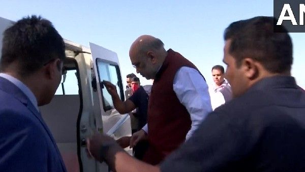 జమ్మూ కాశ్మీర్‌లో అడుగు పెట్టిన అమిత్ షా..!!
