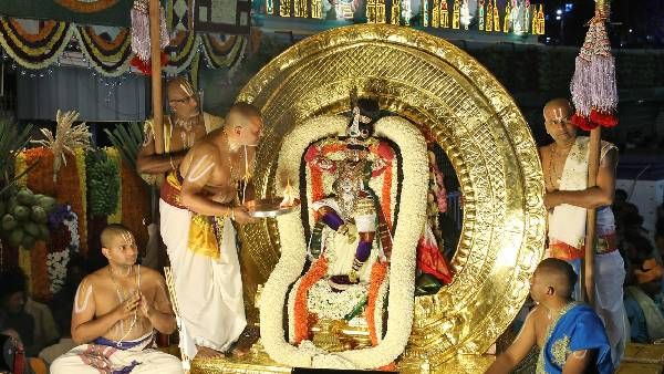 Tirumala: చంద్రప్రభ వాహనంపై నర్తనకృష్ణుడు, శ్రీవారు, వెయ్యి కళ్లు చాలవు స్వామి, గోవిందా గోవిందా !