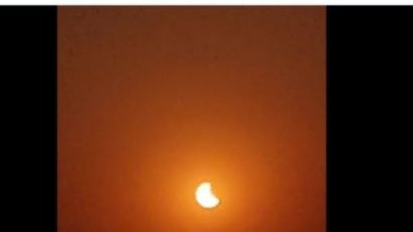 Solar Eclipse 2022: మొదలైన సూర్య గ్రహణం.. ఎప్పటి వరకు అంటే..