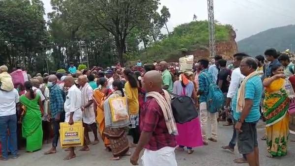 Tirumala: తిరుమలలో భారీగా పెరిగిన భక్తుల రద్దీ.. దర్శనానికి 30 గంటల సమయం..!