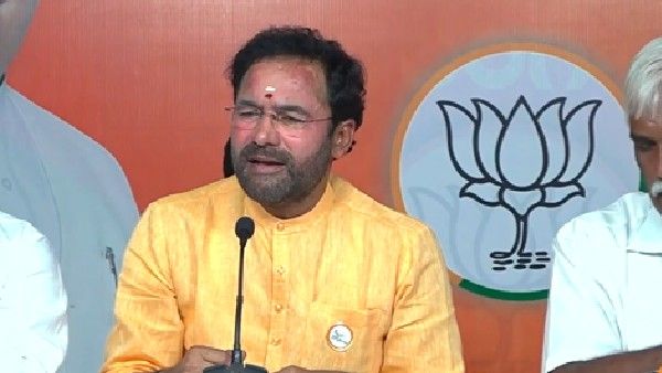 ఫస్ట్ కేసు కేసీఆర్‌పై పెట్టాలి, కల్వకుంట్ల ఫ్యామిలీకి భయం పట్టుకుంది: కిషన్ రెడ్డి