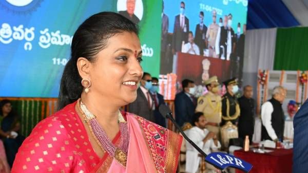 RK Roja : పాజిటివ్ ఎనర్జీ కోసం అక్కడికి వెళ్లిన రోజా ? తప్పదంటున్న ఏపీ మంత్రి