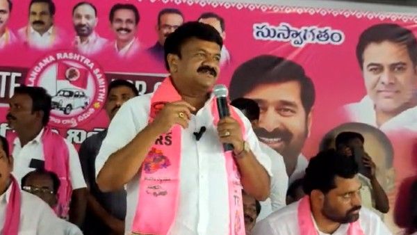 కేసీఆరే ప్లోరైడ్ భూతాన్ని తరిమికొట్టారన్న తలసాని.!మునుగోడులో మంత్రి వాహనాన్ని తనిఖీ చేసిన పోలీసులు.!