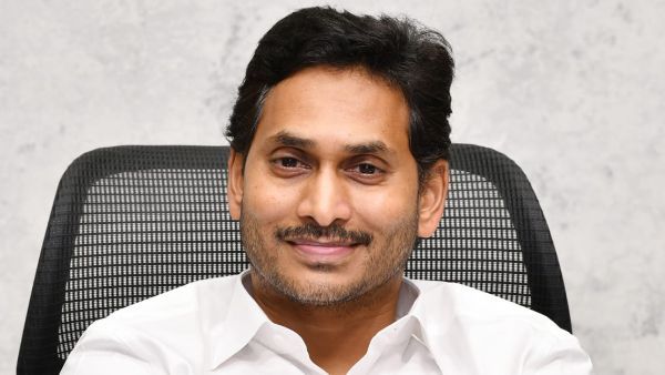 పరిశ్రమల్ని త్వరగా పట్టాలెక్కించాల్సిందే-జగన్ ఆదేశాలు- డిసెంబర్ లో రాష్ట్రమంతా ఇంటర్నెట్