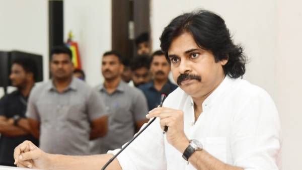 రామోజీ ఫిలింసిటీకి వెళ్లిన పవన్ కల్యాణ్!