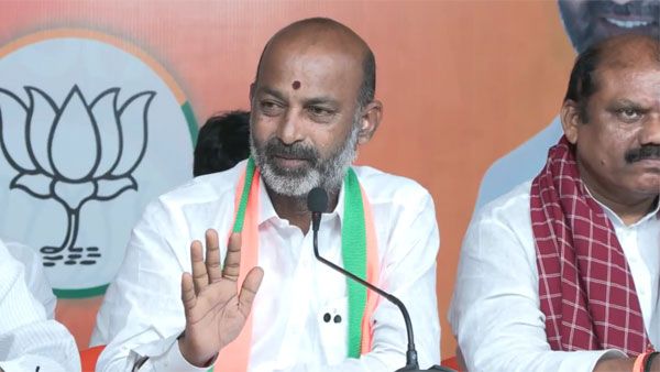 కేసీఆర్ ప్లాప్ సినిమా నేనింతే నా బతుకింతే: ఇదంతా ఎందుకో చెప్పిన బండి సంజయ్