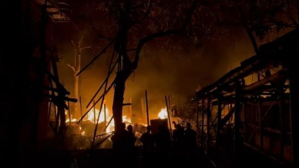 బెంగాల్‌లో ఫైర్ యాక్సిడెంట్, రంగంలోకి దిగిన 6 ఫైరింజన్లు