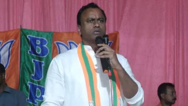 కేసీఆర్.. అర్ధరూపాయికి కూడా కొనని క్యారెక్టర్ లేని ఎమ్మెల్యేలు మాకెందుకు? కోమటిరెడ్డి రాజగోపాల్ రెడ్డి