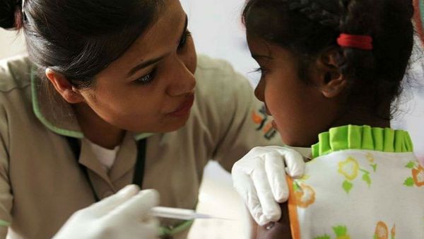 Measles Cases: మహారాష్ర్ట, కేరళలో విజృంభిస్తోన్న మీజిల్స్ వ్యాధి.. మీ పిల్లలకు వ్యాక్సిన్ వేయించారా..!