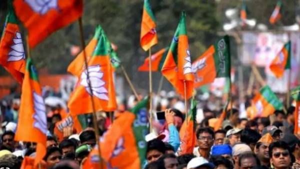 ABP-CVoter Survey: మోడీ ఇలాకాలో బీజేపీ రికార్డు విజయం, కాంగ్రెస్‌కు ఆప్ షాక్