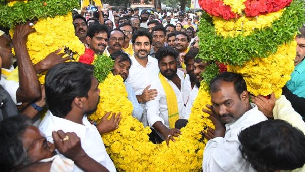 నారా లోకేశ్ పాదయాత్ర ముహూర్తం ఫిక్స్ - జగన్ రికార్డులపై గురి..!!