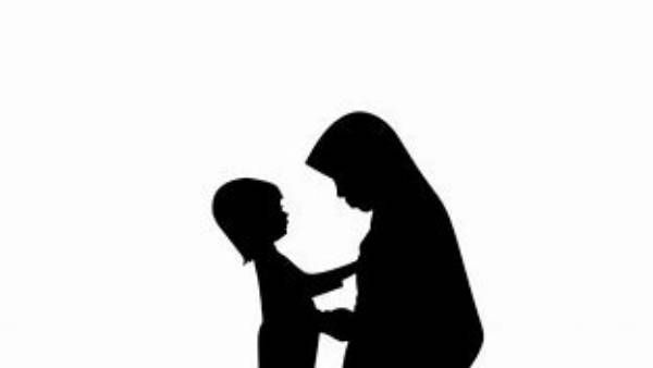 video:తల్లికి స్మాల్ గిప్ట్, సంబరపడ్డ మాతృమూర్తి.. వైరల్