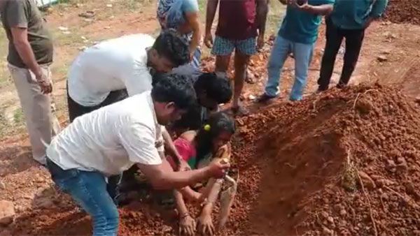 సిక్కోలులో సిత్రం: బతికుండగానే పాతి పెట్టబోయి, అరవడంతో సేవ్