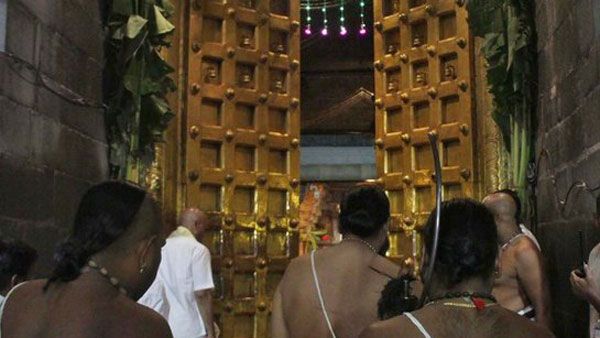 చంద్రగ్రహణం: తిరుమల శ్రీవారి ఆలయం మూసివేత, 11 గంటల పాటు క్లోజ్