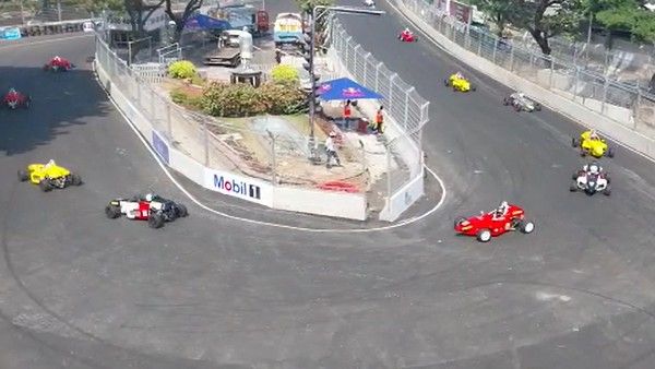 హైదరాబాద్‌లో ఇండియన్ రేసింగ్ లీగ్, ప్రమాదంలో గాయపడ్డ మహిళా రేసర్‌