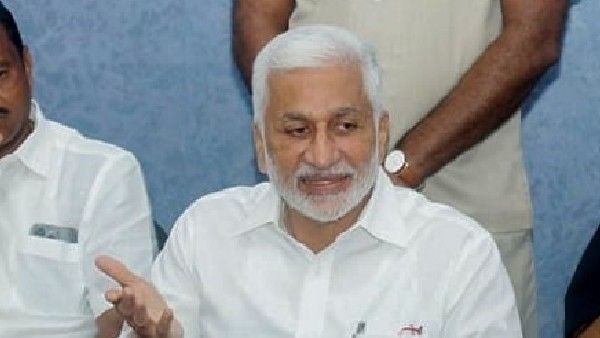 సాయిరెడ్డి ఫోన్ మిస్సింగ్ - లిక్కర్ స్కాం సాక్ష్యాల ధ్వంసమే-ఈడీ అదుపుకు టీడీపీ డిమాండ్