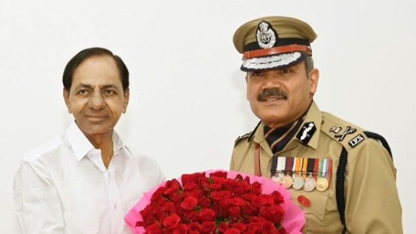 తెలంగాణ డీజీపీగా అంజనీకుమార్: సీఎం కేసీఆర్ భేటీ