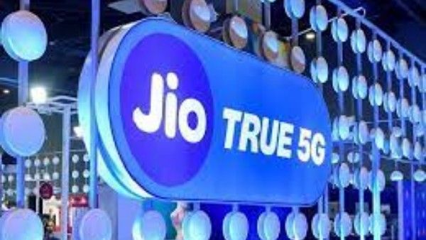 న్యూ ఇయర్ ధమాకా ఆఫర్..!!