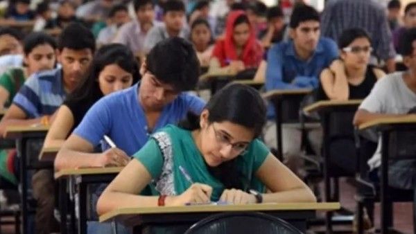 Telangana Inter Exams: 2023 మార్చి 15 నుంచి తెలంగాణ ఇంటర్ పరీక్షలు..