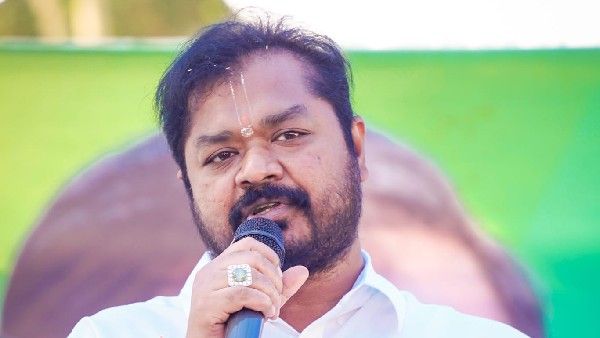 మంత్రి దాడిశెట్టి రాజా షాకింగ్ కామెంట్స్-అప్పులపై మాట్లాడితే చెప్పుతో..వాలంటీర్స్ మా వాళ్లేగా !