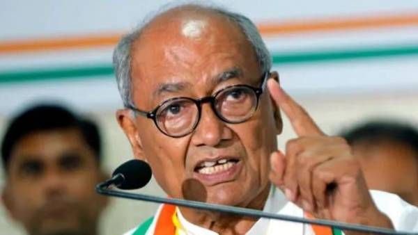 మార్పు పక్కానే; తెలంగాణా కాంగ్రెస్ పై అధిష్టానానికి దిగ్విజయ్ సింగ్ నివేదికతో పార్టీలో ప్రకంపనలు