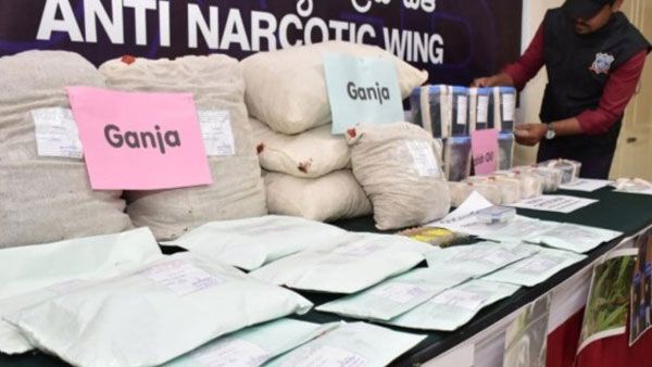 New Year: న్యూఇయర్ పార్టీల్లో డ్రగ్స్ కిక్ కు స్కెచ్, ఆయ్... శ్రీకాకులం సరుకండి, రూ. కోట్లలో, రెడ్డి దెబ్బకు!