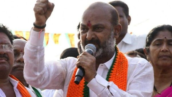 దేశం అసహ్యించుకునే రీతిలో కేసీఆర్ బిడ్డ లిక్కర్ దందా.!కవిత తెలంగాణకే తలవంపులు తెచ్చిందన్న బండి.!