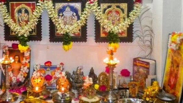 vastu tips: పూజగదిలో పూజల సమయంలో ఈ విషయాలు అస్సలు మర్చిపోకండి!!