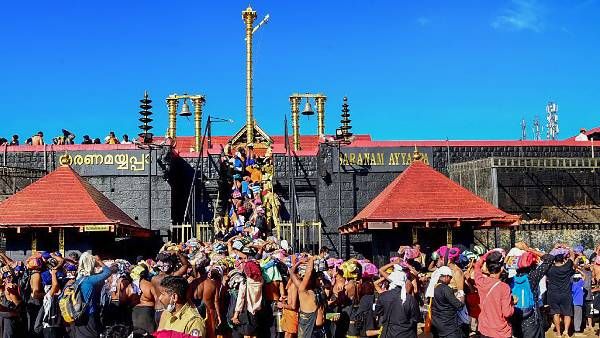 Sabarimala : శబరిమలకు భారీగా భక్తులు-చేతులెత్తేసిన ట్రావెన్కోర్ బోర్డు ! తాజా ఆంక్షలు