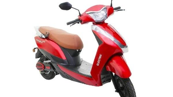 College: కాలేజ్ క్యాంపస్ లో శోభా మేడమ్ స్కూటర్ డిక్కీలో లక్షల నగదు మాయం, ఏం జరిగింది ?