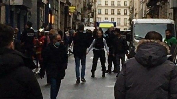 ప్యారిస్‌లో జనంపై ఒక్కసారిగా కాల్పులు: ముగ్గురు మృతి, పలువురికి గాయాలు